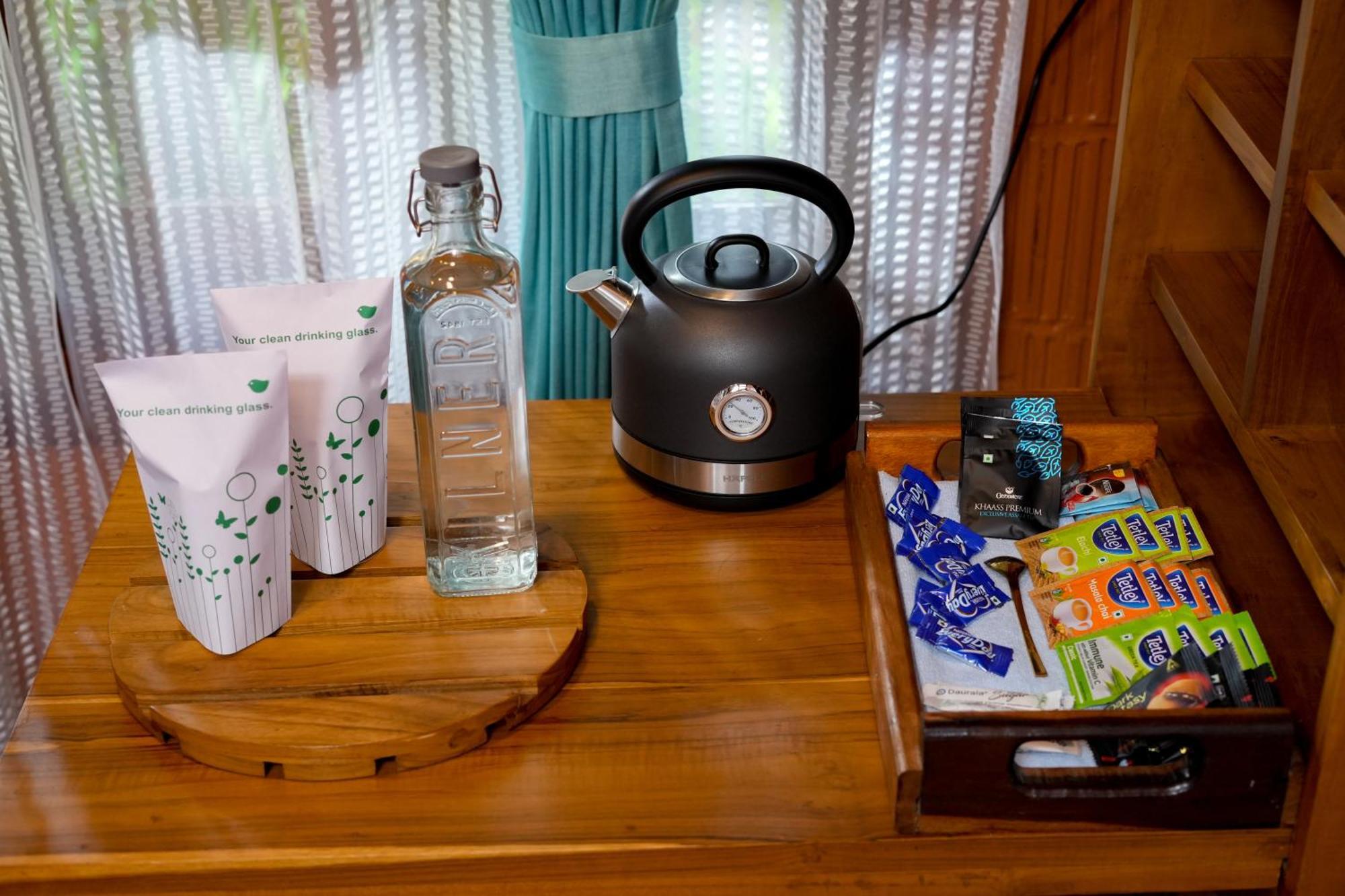 Little Chembaka Guest House Кумараком Екстериор снимка